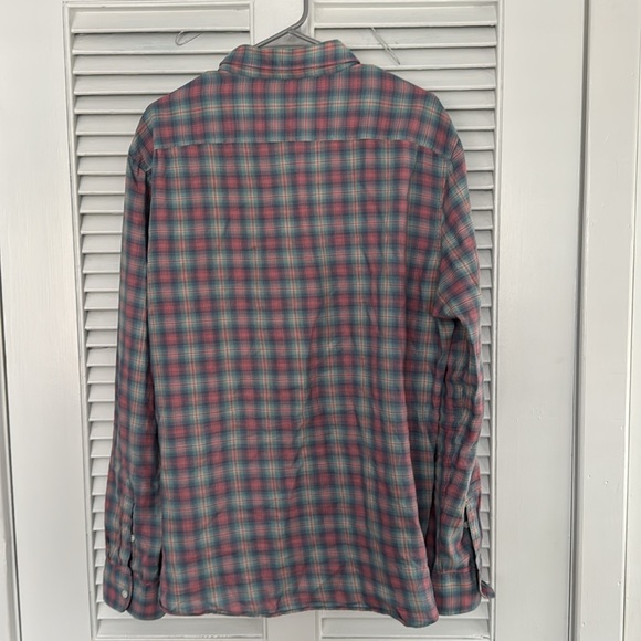 Faherty Men’s XL Lightweight Buttondown. Cotton/Tencel Blend. - Picture 2 of 2